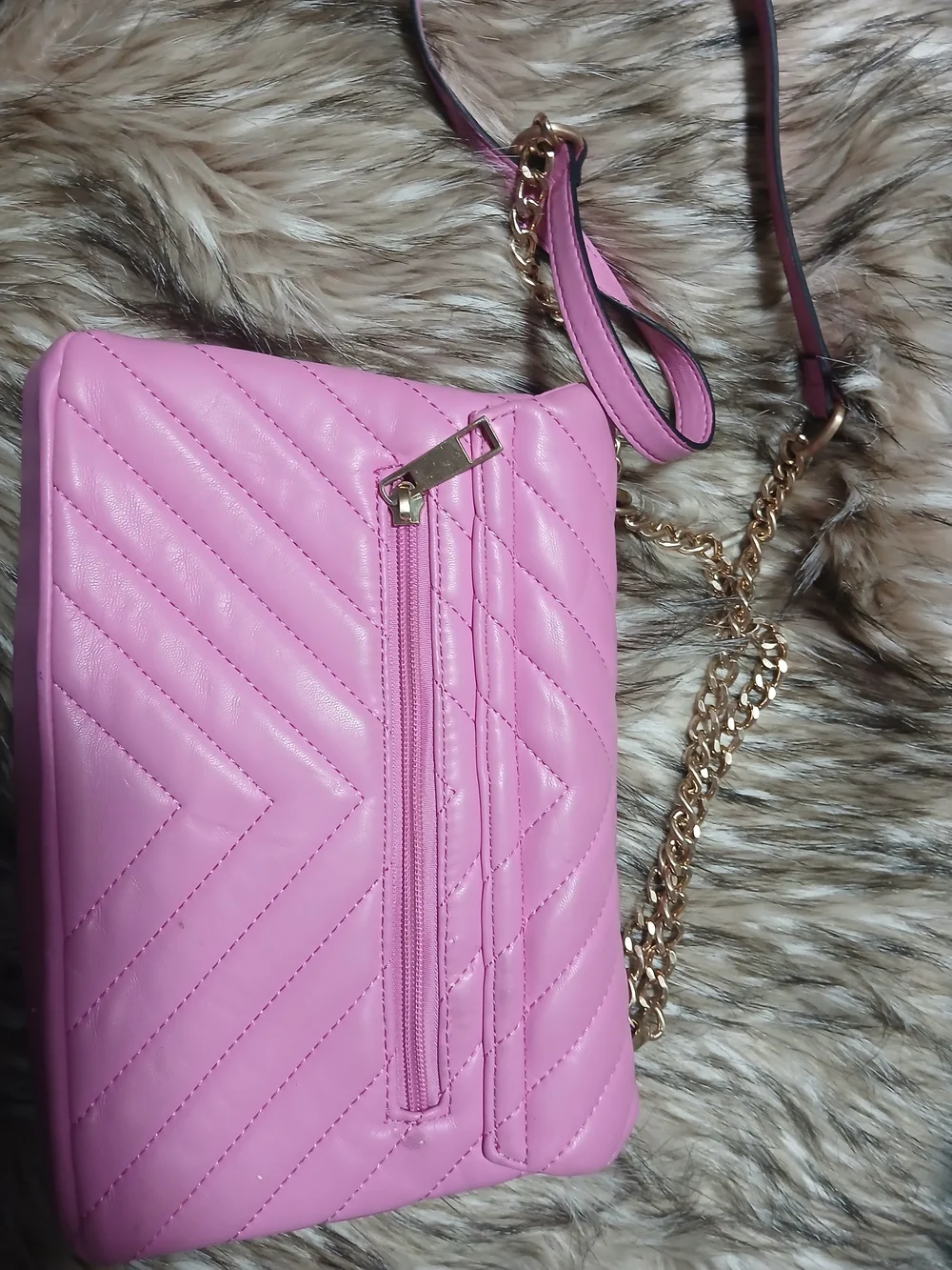 Pink Quilted Chain Shoulder Bag